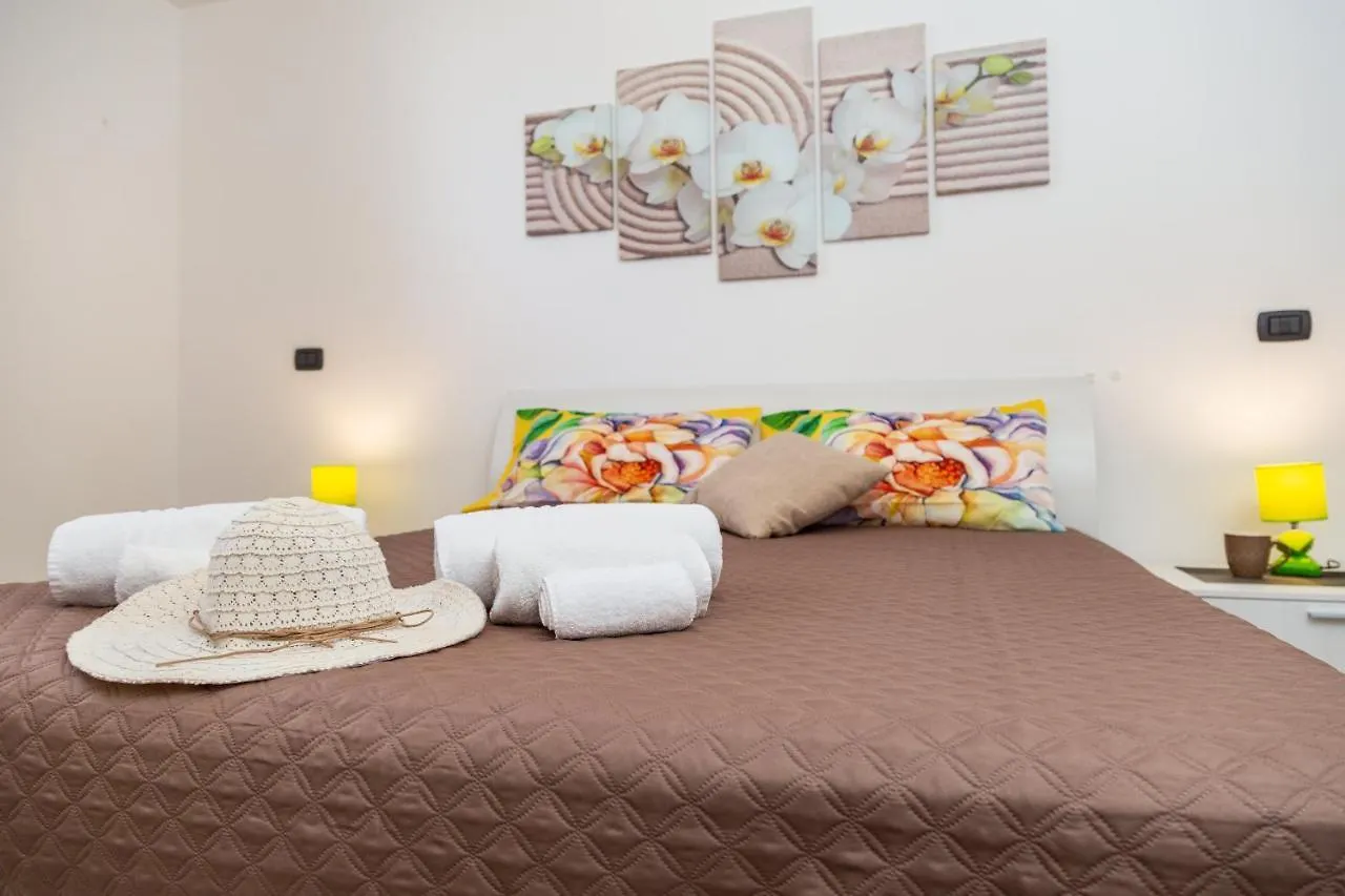 Apartment Appartamenti Gaimaro' A 50 M Dalla Spiaggia Arbatax