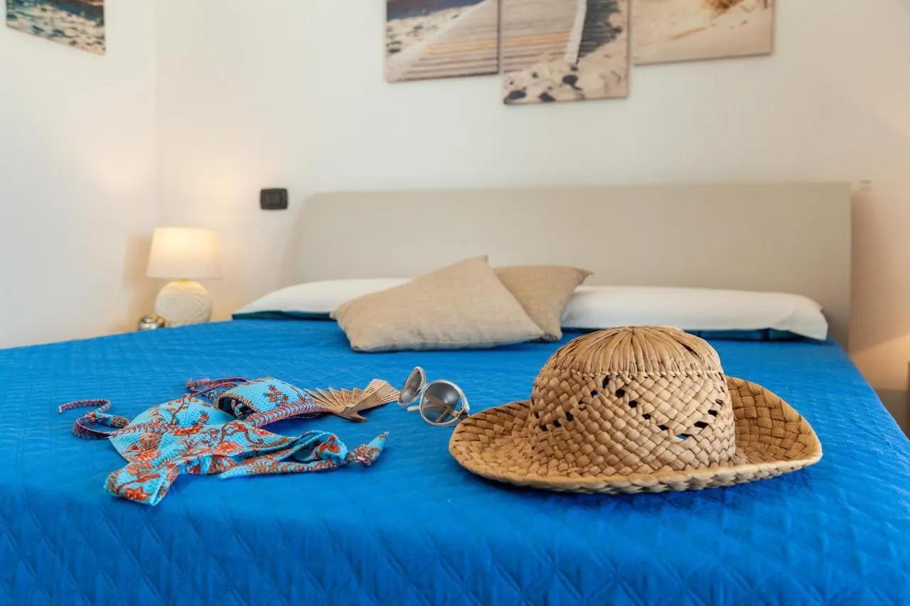 Apartment Appartamenti Gaimaro' A 50 M Dalla Spiaggia Àrbatax Italien